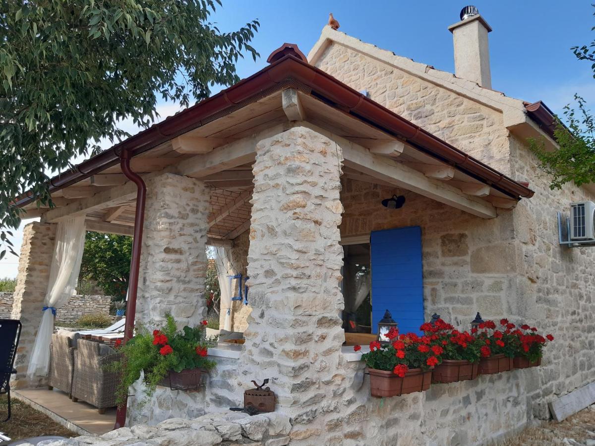 Holiday Home Toma Puljane Ngoại thất bức ảnh
