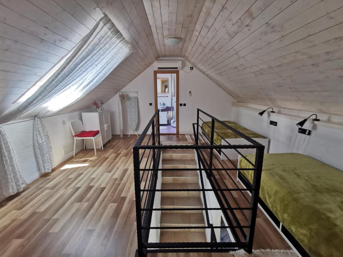 Holiday Home Toma Puljane Ngoại thất bức ảnh