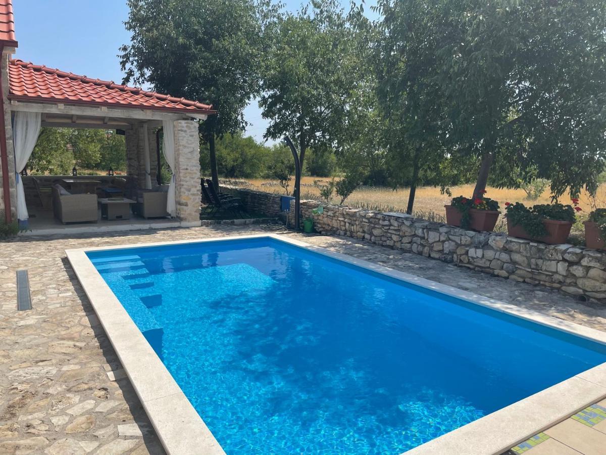 Holiday Home Toma Puljane Ngoại thất bức ảnh