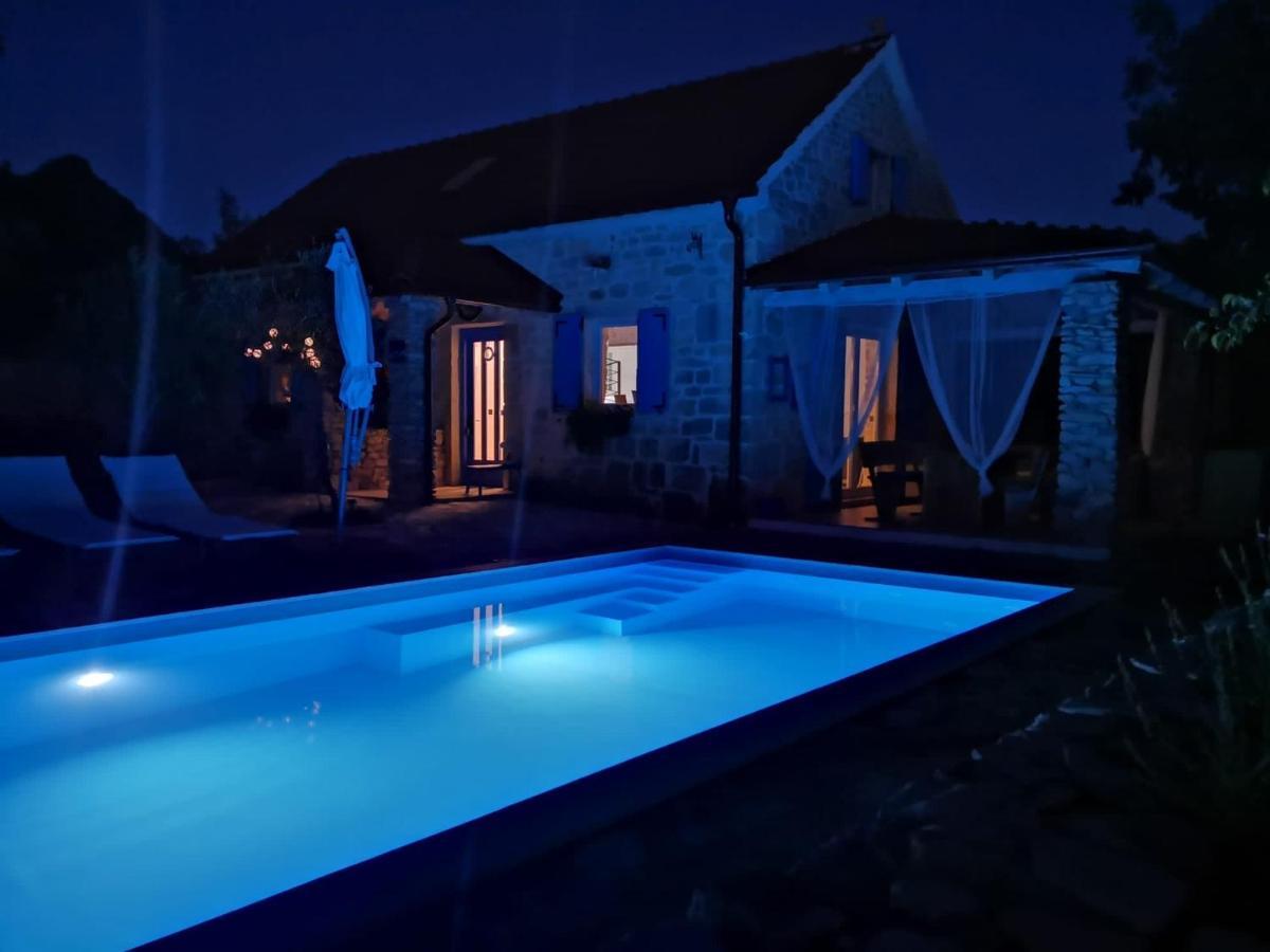 Holiday Home Toma Puljane Ngoại thất bức ảnh