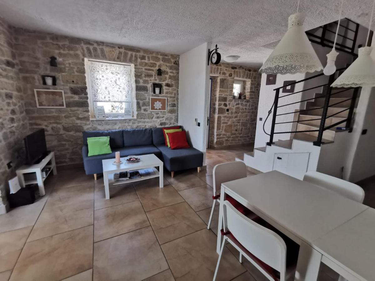 Holiday Home Toma Puljane Ngoại thất bức ảnh