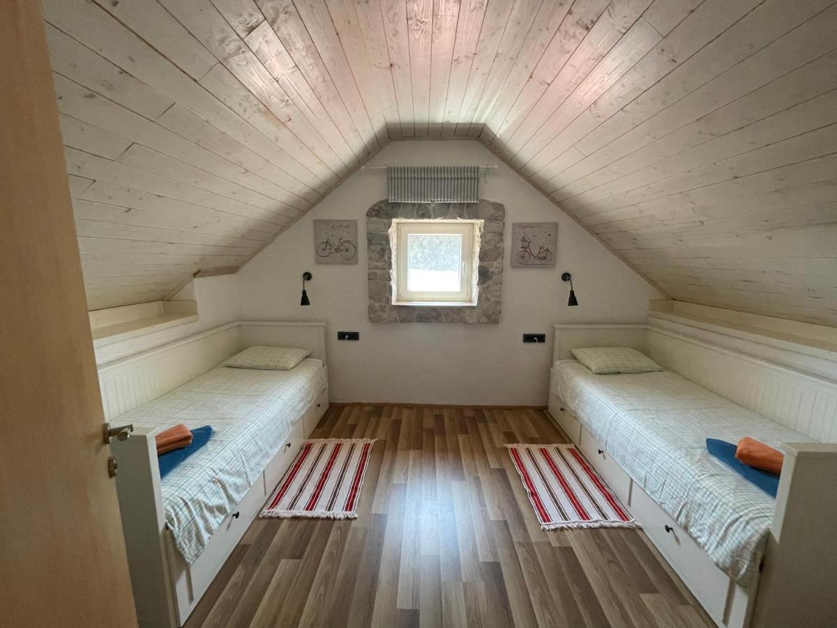 Holiday Home Toma Puljane Ngoại thất bức ảnh