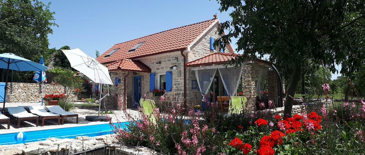Holiday Home Toma Puljane Ngoại thất bức ảnh